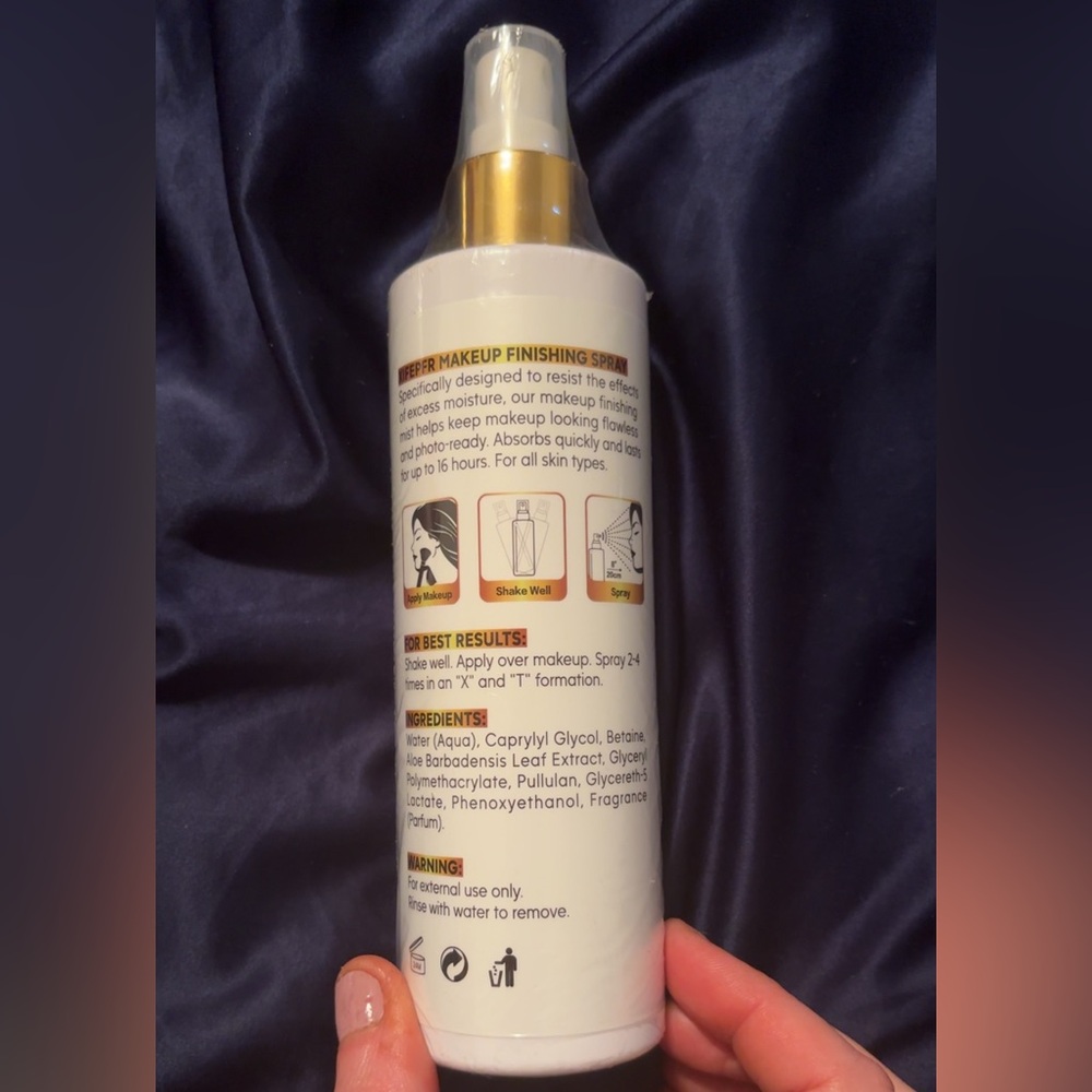 16 hour Makeup Setting Spray - Long-Lasting Natural Finish - Picture 3 of 7